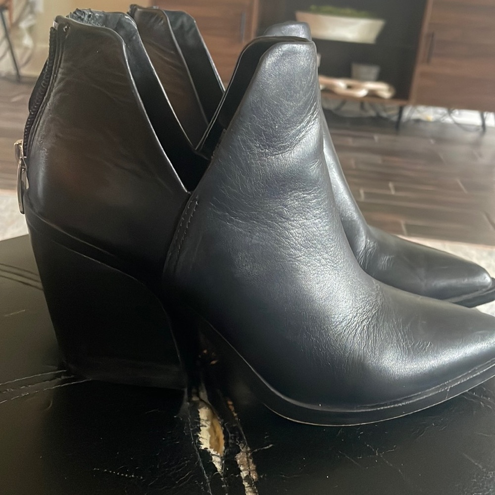 Steve Madden booties